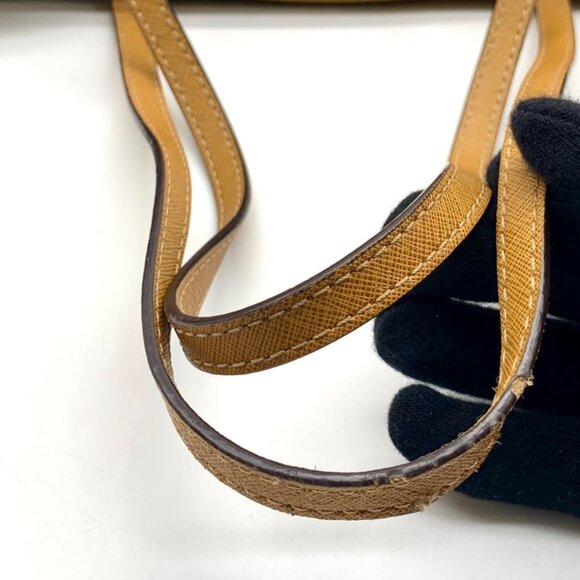 Michael Kors Jet Set Honey Crosshatch Leather Large Tote - Picture 10 of 11